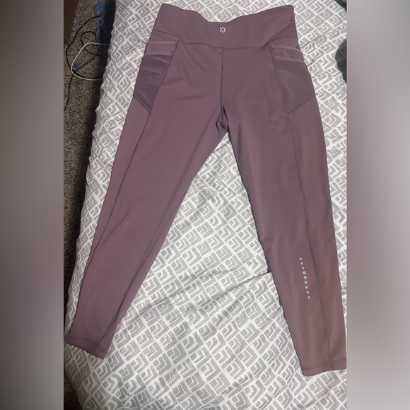 Nine West Pants - Nine West lilac/purpureus purple color active leggings w/ pockets- size 1x